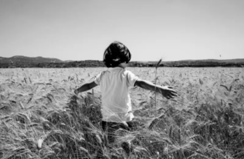 Magnum's Odyssey Print Sale: From Marilyn Monroe to Migrant Journeys