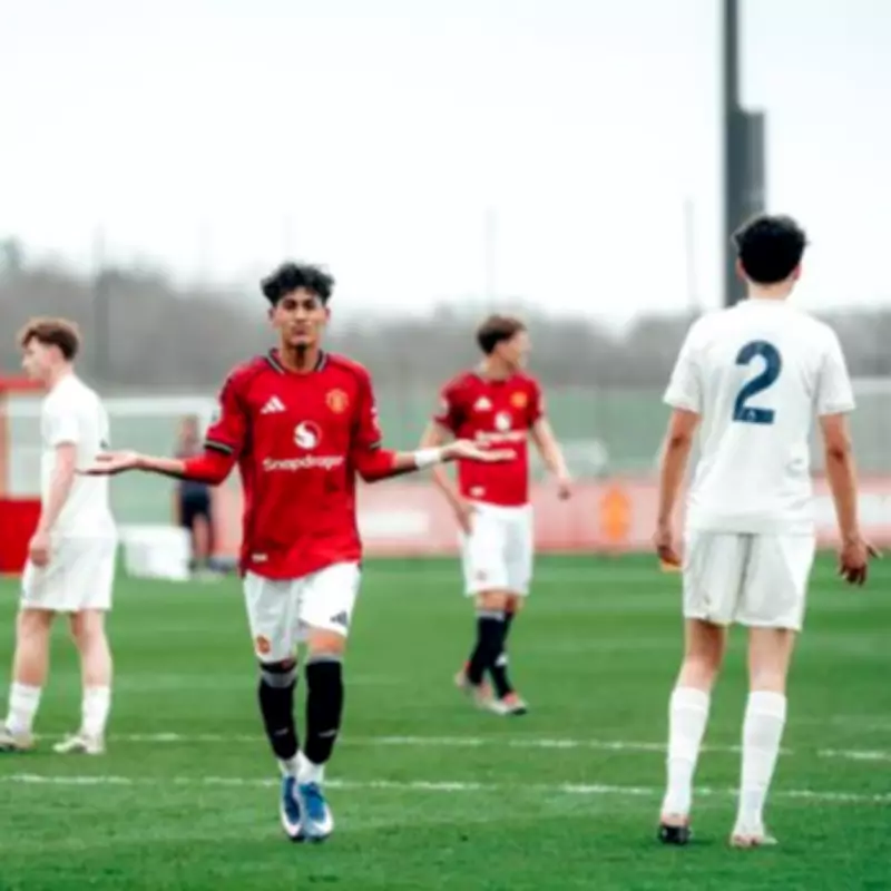 Man Utd's Bryan Mbeumo Hails 'Special' Teen Prodigy JJ Gabriel After Training Call-Up