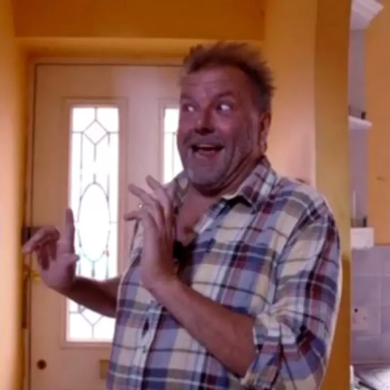 Martin Roberts Horrified by 'Vile' Bathroom on Homes Under the Hammer