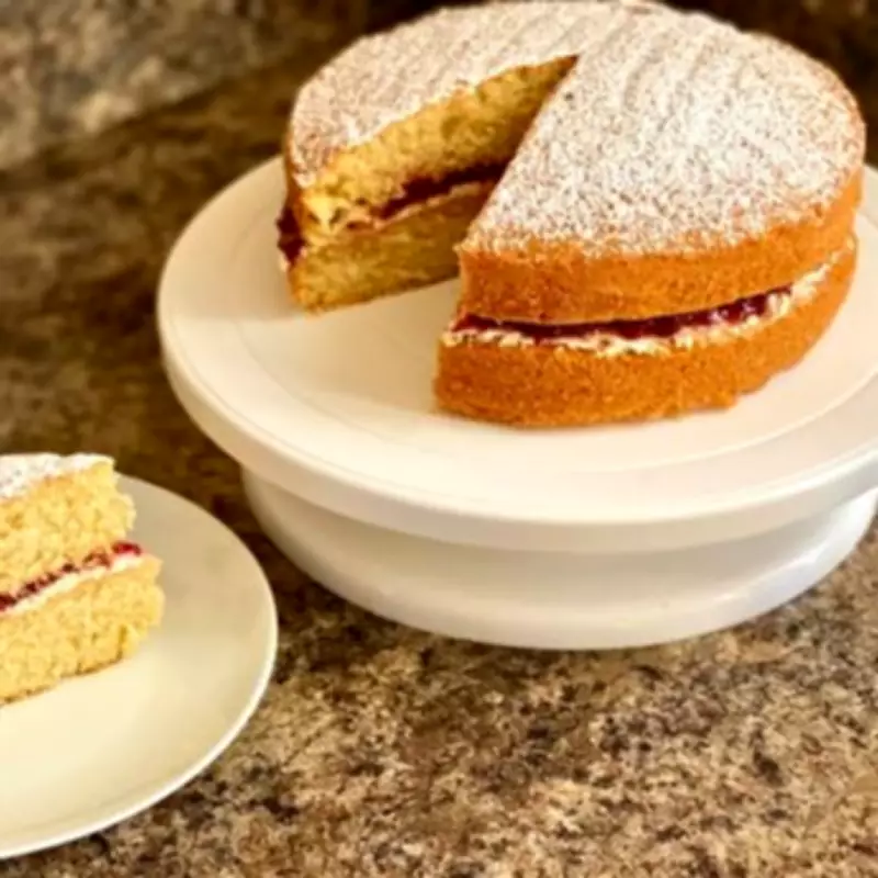 Mary Berry's Cold Butter Secret Transforms Victoria Sponge Cakes