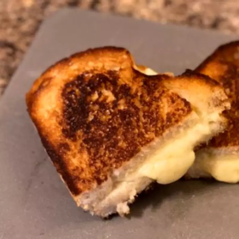 Mayonnaise Secret: How to Make the Crispiest Cheese Toasties