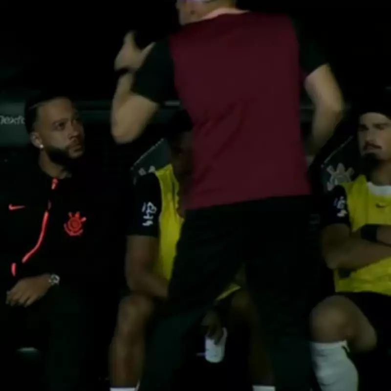 Memphis Depay Reprimanded for Phone Use on Bench, Cites Medical Contact