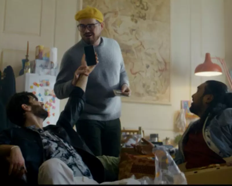 Modern La Bohème Adaptation Transfers to Film with Intimate Hackney Setting