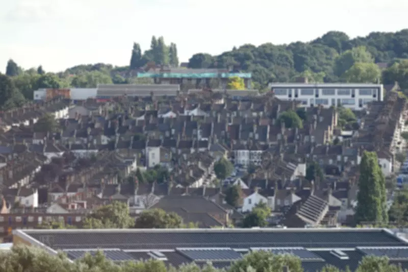 Mortgage Deals Return at Higher Rates as Lenders Contact 1.6 Million Borrowers