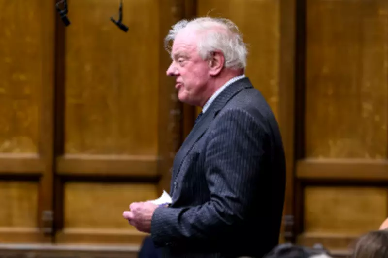 MPs Kneel in Commons Plea for Direct London to Grimsby Rail Link