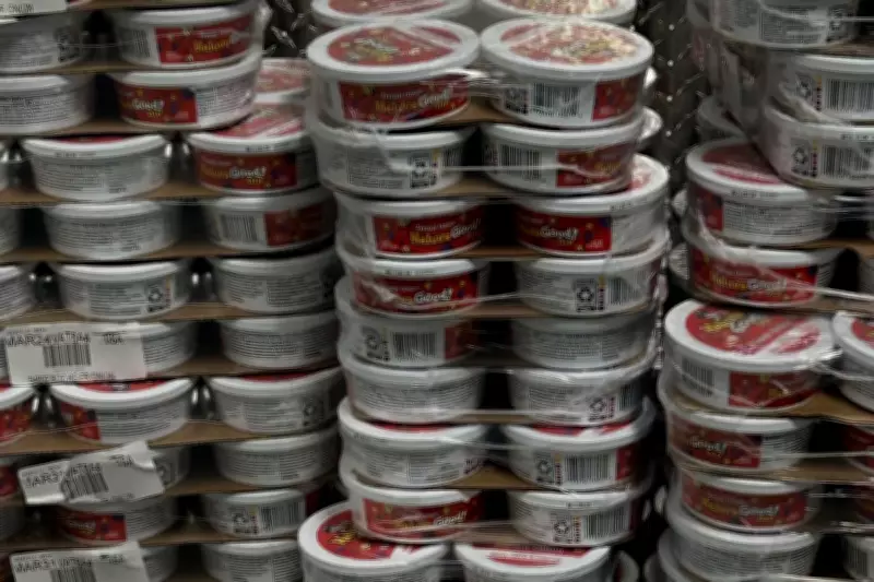 Mysterious Shipments of 600 Tubs of French Onion Dip Baffle Philadelphia Restaurants