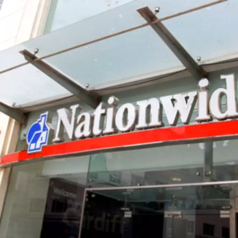 Nationwide's £175 Bonus Lures Over 40,000 Members in Major Banking Shift