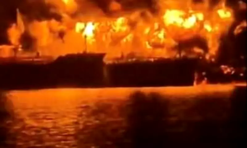 Oil Prices Soar to $100 a Barrel After Iranian Attacks on Gulf Ships