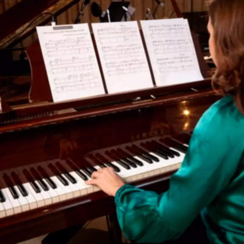 Oxford Professor Creates Music Scientifically Proven to Enhance Rum Flavour