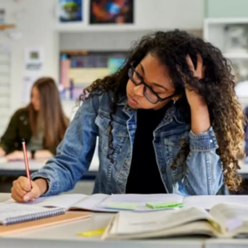 Parents Alerted to Three Non-Literacy Signs of Dyslexia Affecting 1 in 10