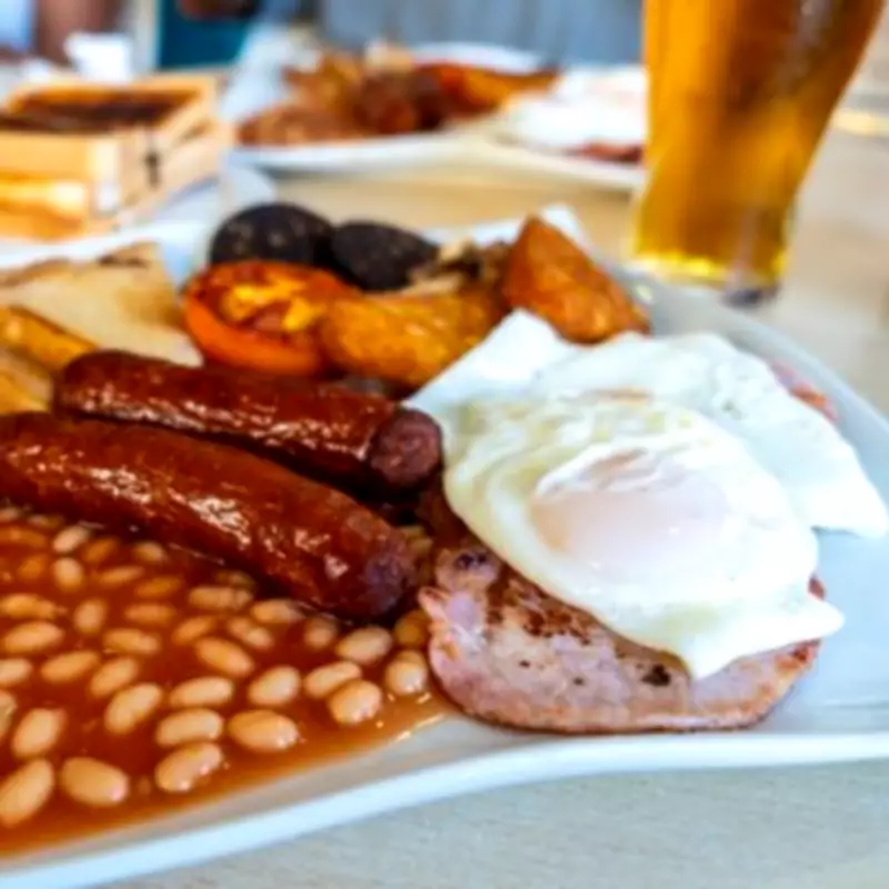 Pub's 21-Item Full English Breakfast Sparks Value Debate Among Diners