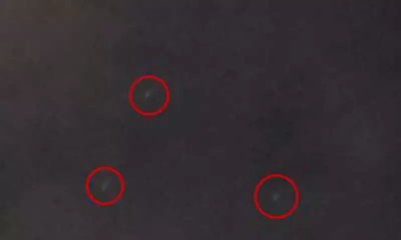 Queens Resident Films Trio of Mysterious Lights Performing Impossible Aerial Maneuvers