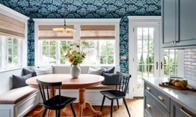Reverse Feature Walls: The Subtle Design Shift Creating Immersive Interiors