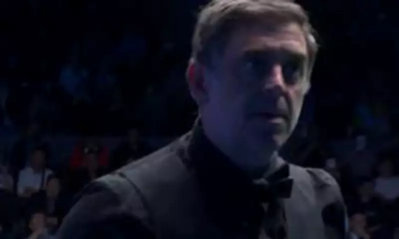 Ronnie O'Sullivan's Waistcoat Drama Disrupts World Open Snooker Match