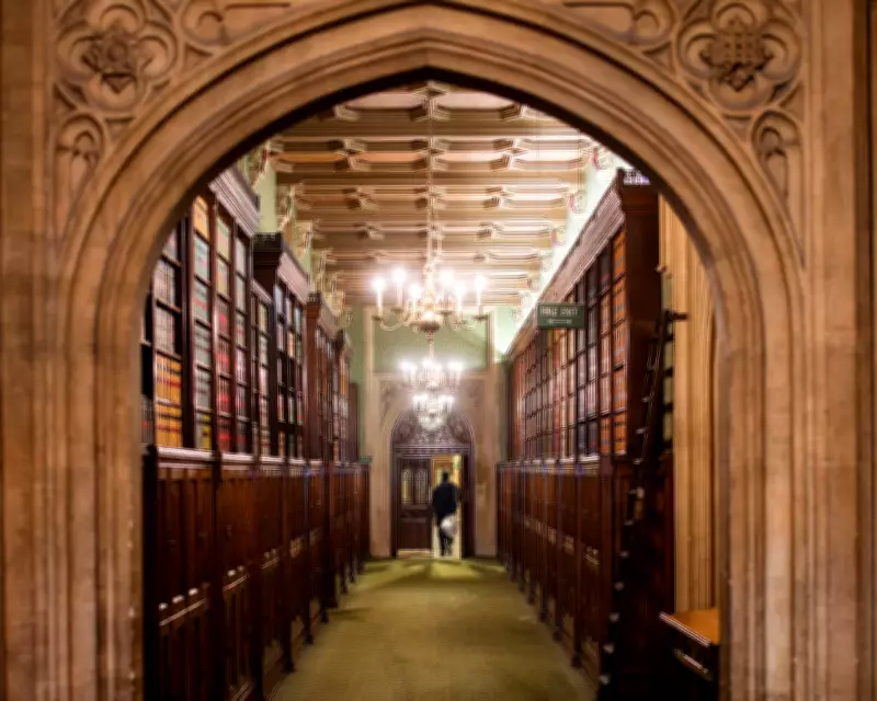 Secrecy in Parliament: Concealing MP Staff Names Undermines Democracy