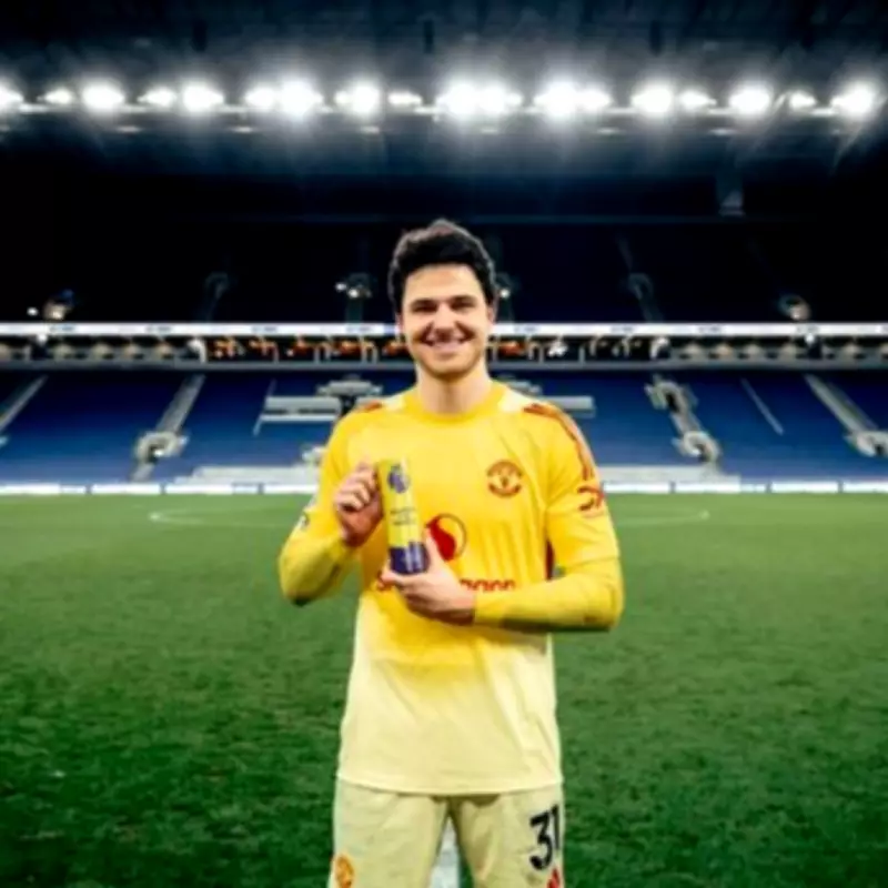 Senne Lammens' Training Dedication and Dressing Room Ban Impress Man Utd