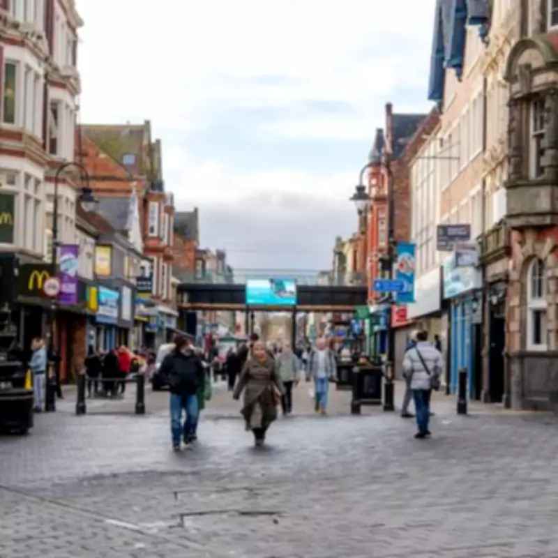 Shoppers Baffled by Waterstones Signage Spelling Inconsistency on High Street