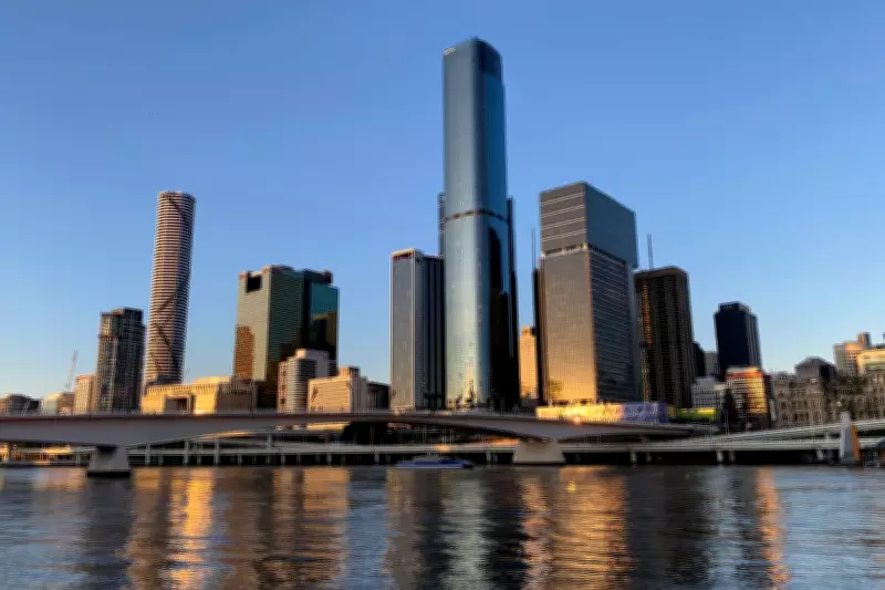 Simon Calder's Guide to Affordable Brisbane Flights and Travel Insurance Concerns