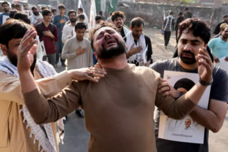 Six Killed as Shiite Protesters Storm US Consulate in Karachi Over Iran Leader's Death