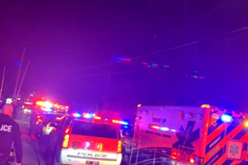 Small Plane Crashes into Hudson River, Both Occupants Survive with Minor Injuries