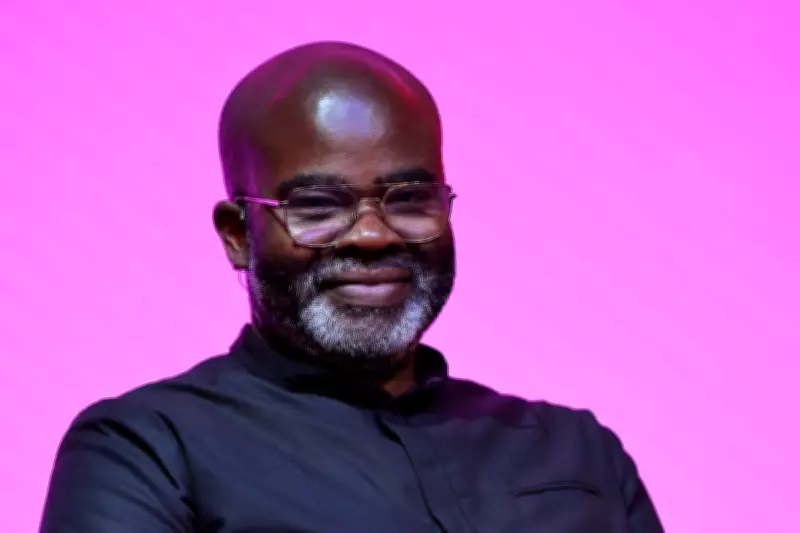 Southbank Centre Chair Urges Artists to Take Political Stand, Rejects Entertainment Role