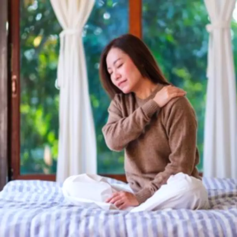 Spring Weather and Activity Surge Worsen Joint Pain, Doctor Warns