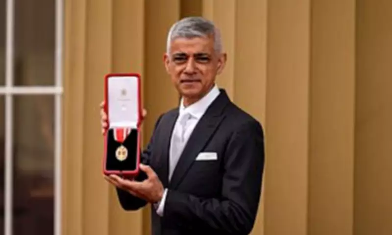 Starmer Considers Lords Peerage for Sadiq Khan Amid Labour Election Fears