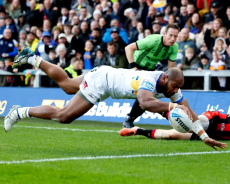 Super League at 30: Leeds Rhinos Edge Warrington in Thrilling Anniversary Clash