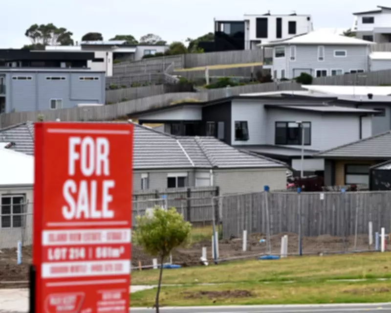 Sydney and Melbourne House Prices Fall as Rates and Geopolitics Spook Buyers