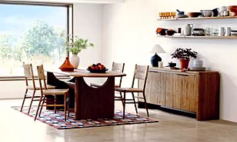 The Great Dining Debate: Table Formality vs Sofa Comfort in Modern Homes