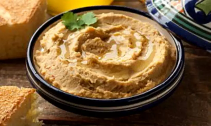 The Health Secrets of Hummus: Britain's Favourite Dip Under the Microscope