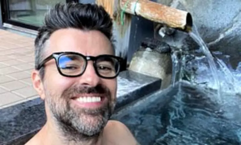 This Morning's Steve Jones Shares Nude Onsen Snap with Cheeky Hot Dog Jibe