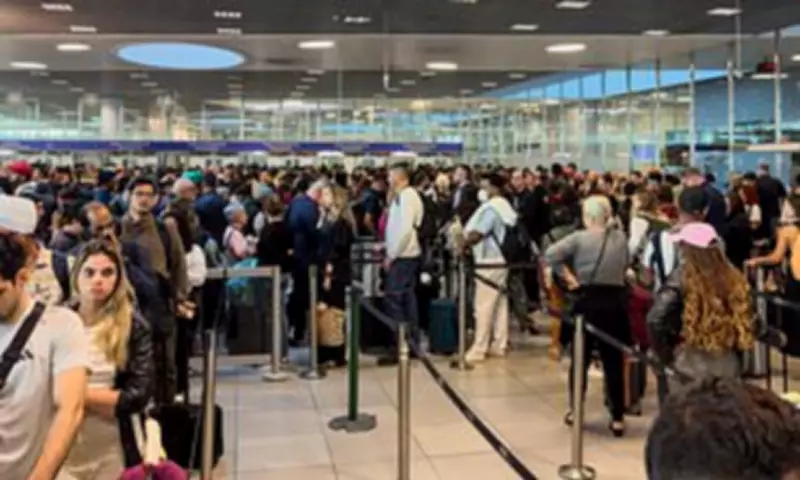 Travel Experts Urge EU to Pause Biometric Border System This Summer