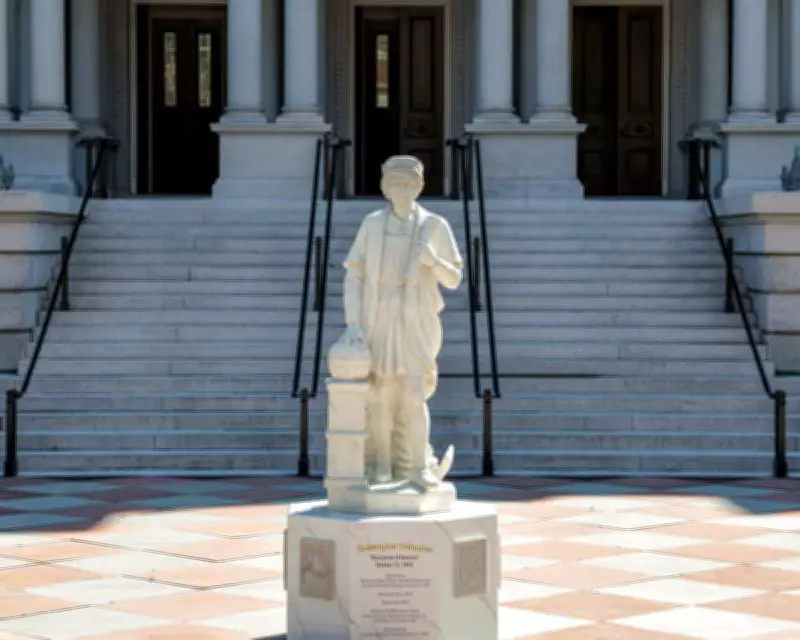 Trump's Columbus Statue Replica: A Declaration of Narrative Power Over History