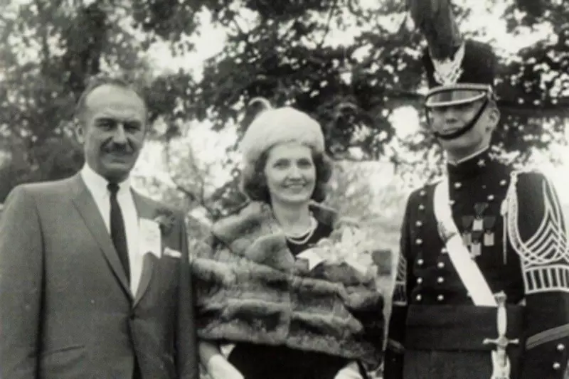 Trump's Midnight Military Boast Follows Nostalgic Parents Photo Posting