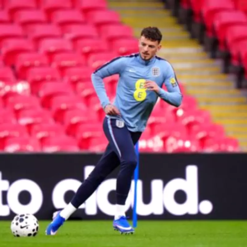 Tuchel Urges England Fans to Support Ben White on International Return