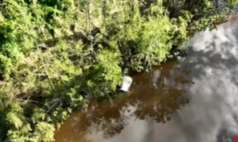 Two Chinese Backpackers Found Dead in Queensland Floodwaters After Disappearance