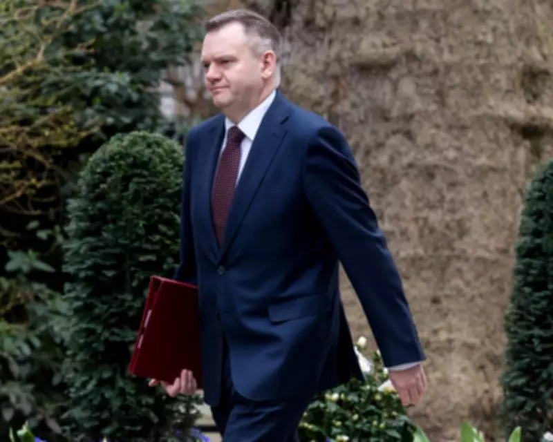 UK-EU Reset Stalls Over Tuition Fee Dispute for European Students