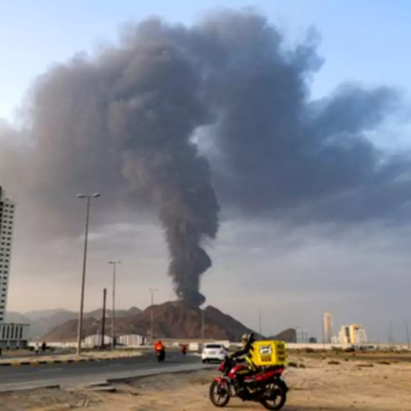 UK Evacuation Flight from Oman Grounded, Passengers Report Panic Attacks