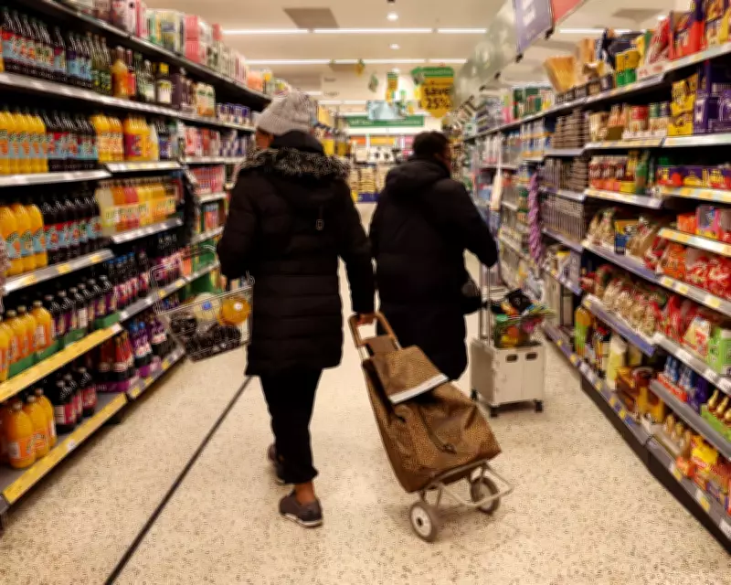 UK Grocery Inflation Rises to 4.3%, ECB Warns of Middle East War Impact