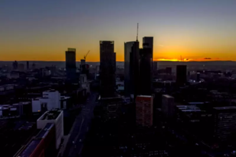 UK Housing Market Relies on Serious Buyers as Mortgage Rates Rise