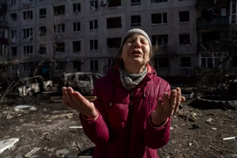 Ukraine Evacuates Children as Russian Forces Advance on Sloviansk Stronghold