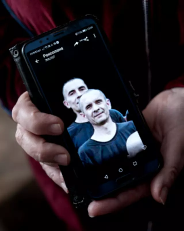 Ukrainian Soldier Declared Dead Returns Alive After Prisoner Exchange