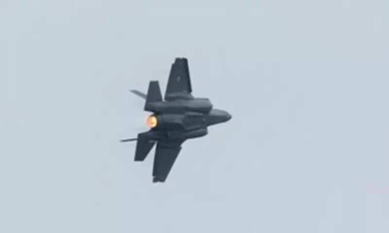 US Fighter Jet Struck by Iranian Fire, Forced into Emergency Landing