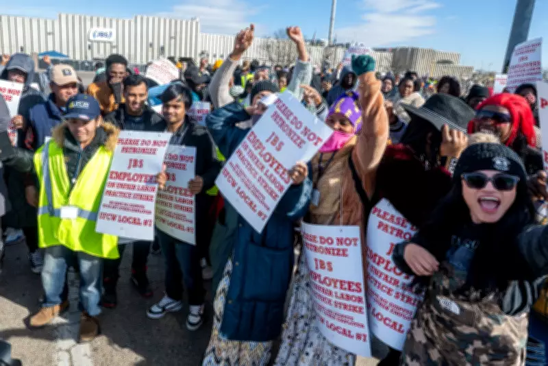 US Meatpacking Strike Enters Third Week as Workers Demand Better Pay