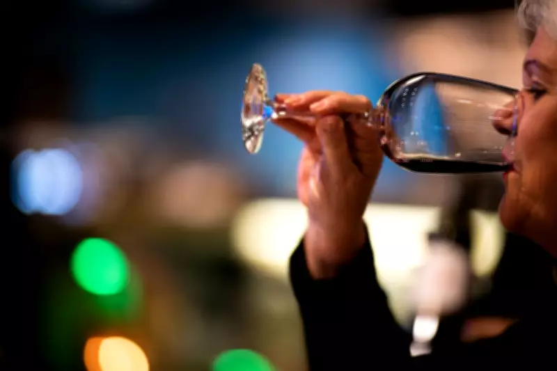 US Survey Shows Unchanged Awareness of Alcohol-Cancer Link Despite Policy Shift