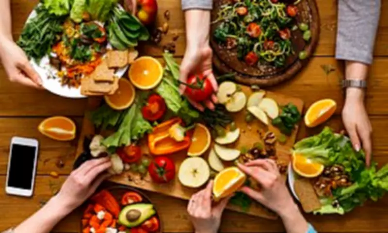 Vegetarian Diet Cuts Cancer Risk But Doubles Oesophageal Cancer Threat