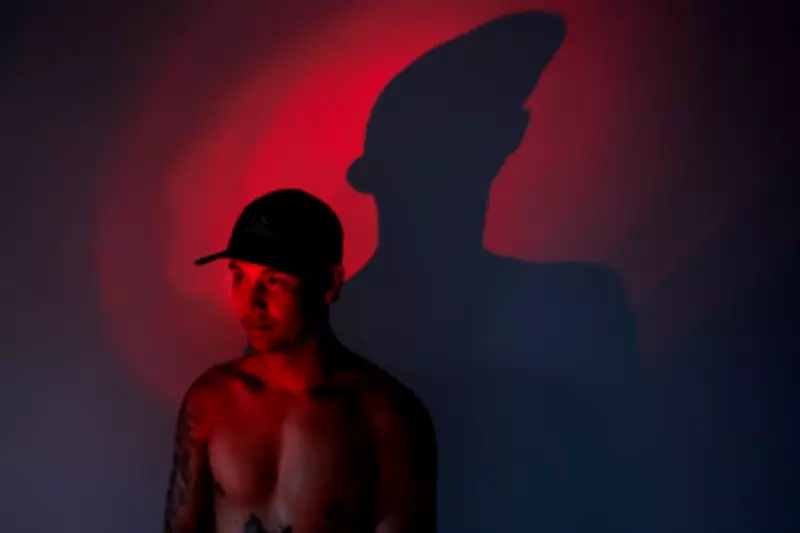 Venezuelan Man Deported Over Rose Tattoos Seeks US Return to Clear Name