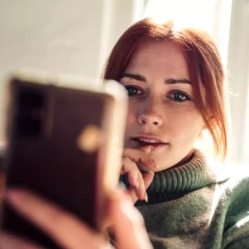 Woman Considers Dumping Boyfriend After Pet Cam Reveals Suspicious Absences