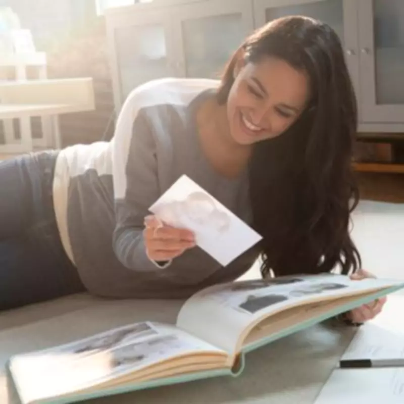 Woman's 1998 Photo Reveals Future Husband Was in the Background